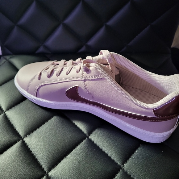 Size 11 W - Nike Court Royale 'Smoky Mauve' - Picture 5 of 7